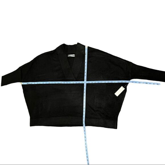 Anthropologie Dolman V-Neck Sweater in Black - Picture 5 of 8